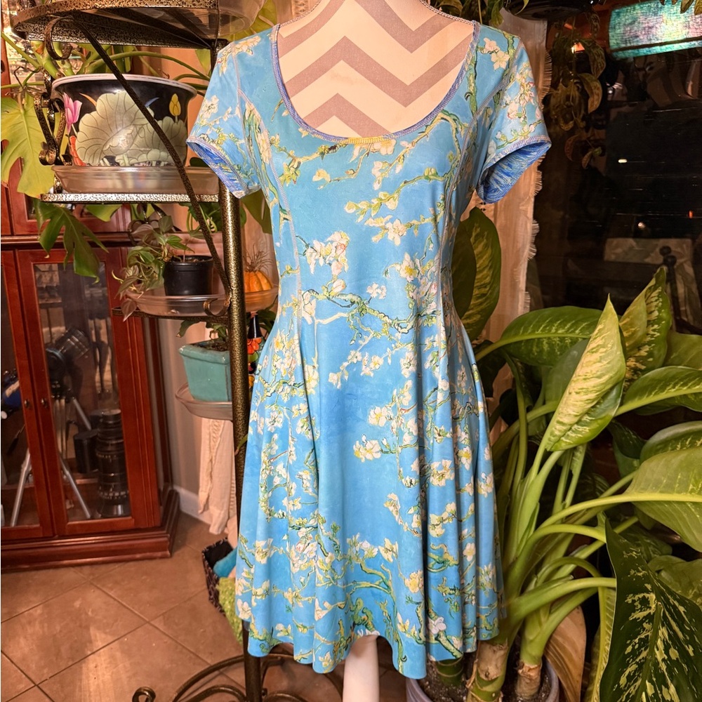 Blackmilk Van Gogh Starry Night vs. Almond Blossoms Inside-Out Dress - Picture 2 of 9